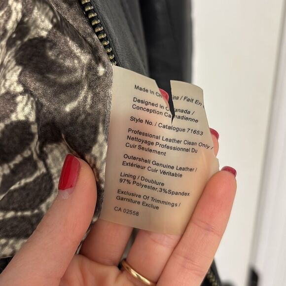 DANIER Black Leather Jacket for Women - Picture 8 of 8